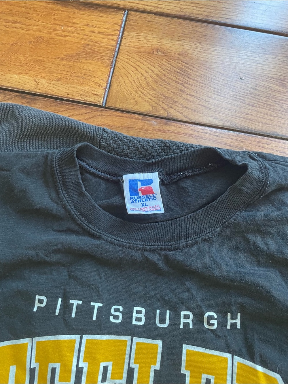 Vintage Bundle Pittsburgh Steelers Black Crew Sweatshirt, tshirt and sweater - Picture 4 of 8